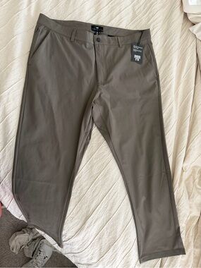Under 510 Men's Olive Chino Pants with Stretch - Unknown Brand